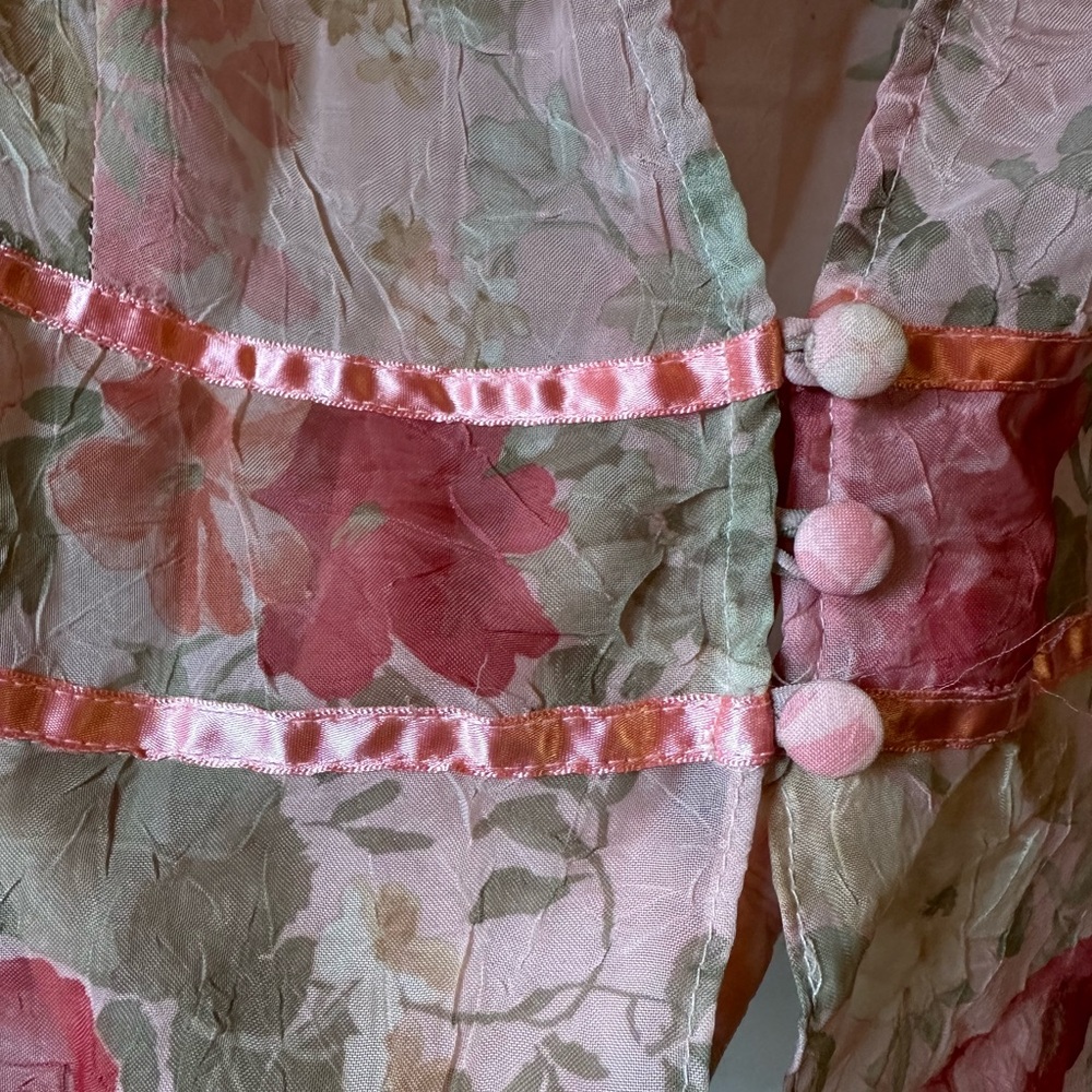 ✨5/$25 Vintage 90s Sheer Feminine Floral Crinkle Gauze Blouse Spring Summer - Picture 3 of 4